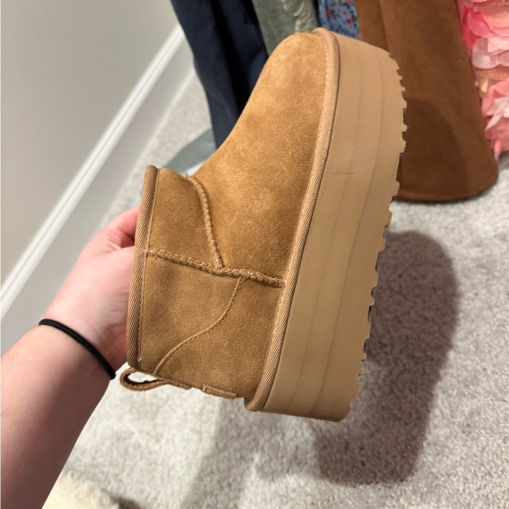 Ugg ultra mini platform boots - Picture 2 of 5